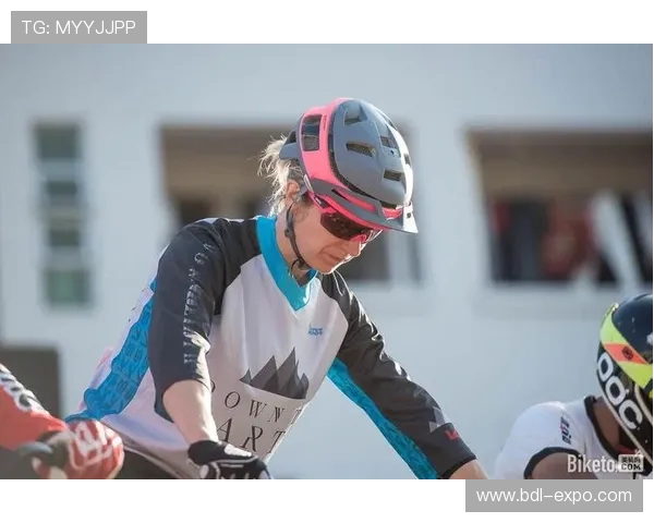 广州极限运动队以57分领跑极限运动嘉年华积分榜展现强劲实力 广州极限运动队以57分领跑极限运动嘉年华积分榜展现强劲实力