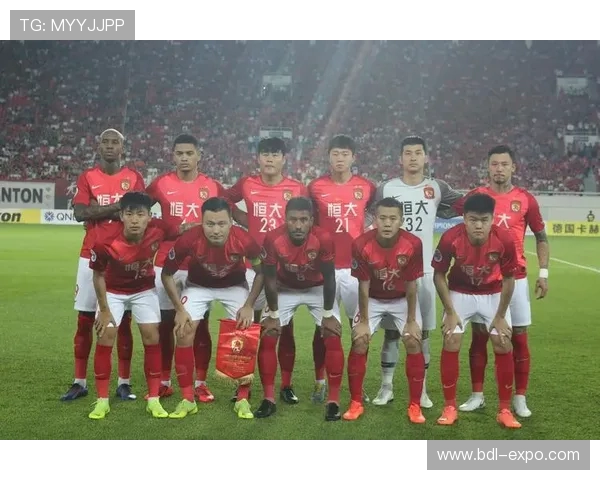 广州足球队与成都足球队的速度对决赛后分析与战术总结