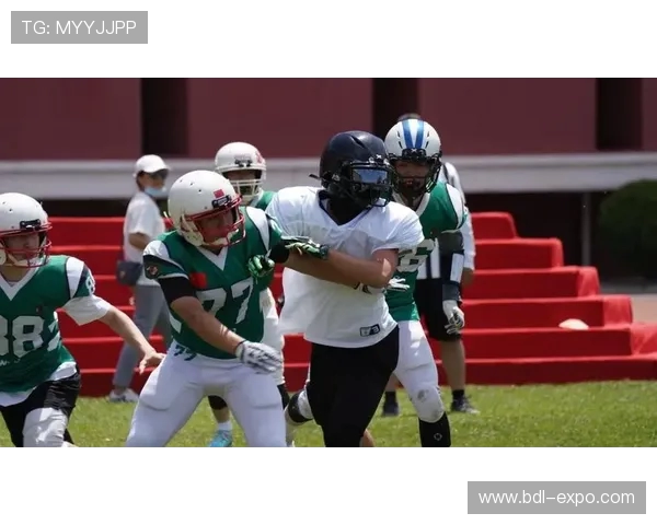 武汉排球队的拼搏之路与荣耀时刻的深度剖析与回顾 武汉排球队的拼搏之路与荣耀时刻的深度剖析与回顾