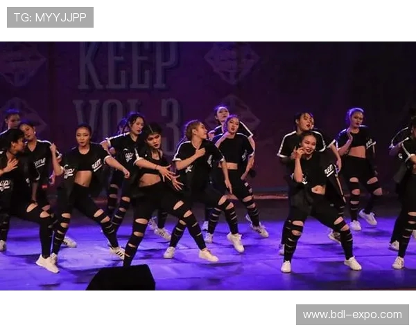 深圳街舞队的节奏表现分析与提升建议探讨 深圳街舞队的节奏表现分析与提升建议探讨