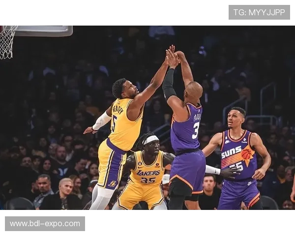 2010年湖人与太阳季后赛对决回顾：激情碰撞与传奇时刻的交织