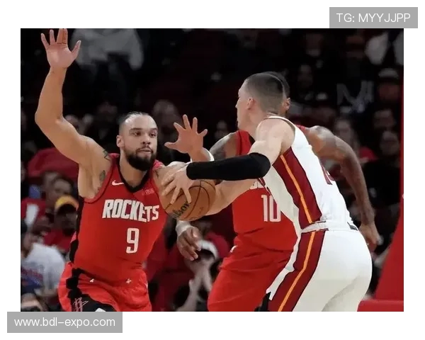 常规赛精彩对决雄鹿火箭谁能在激烈较量中胜出