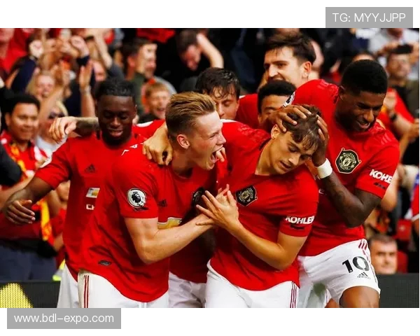 曼联热刺激战正酣直播盛况尽在眼前不容错过 曼联热刺激战正酣直播盛况尽在眼前不容错过