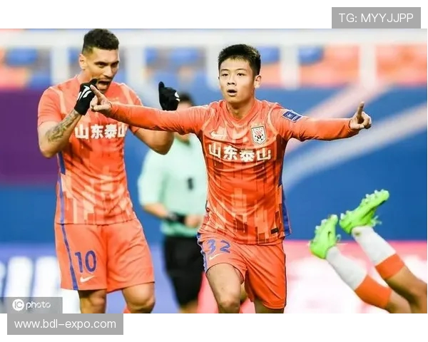 精彩对决1935直播广东队迎战新疆队全力争胜不容错过